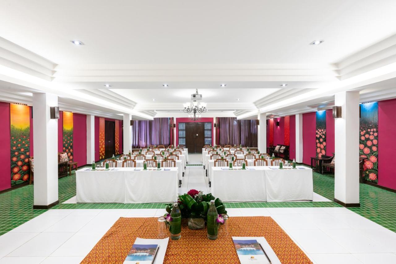 Legendha Sukhothai Hotel Bagian luar foto