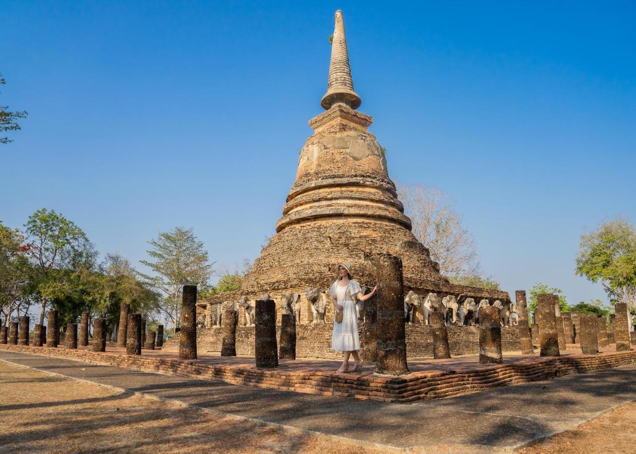 Legendha Sukhothai Hotel Bagian luar foto