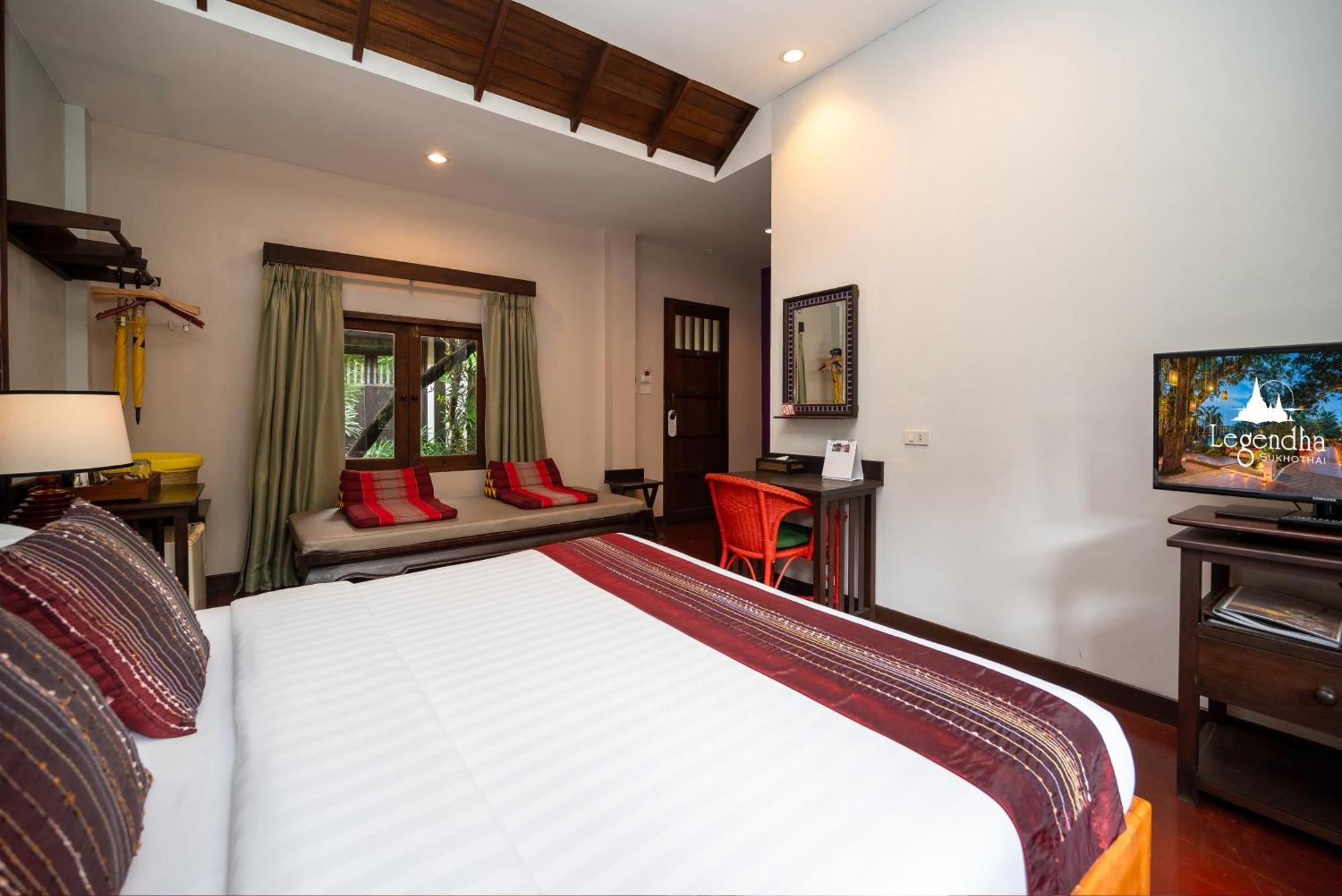 Legendha Sukhothai Hotel Bagian luar foto